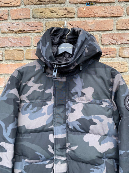 Canada Gose MacMillan Parka - M