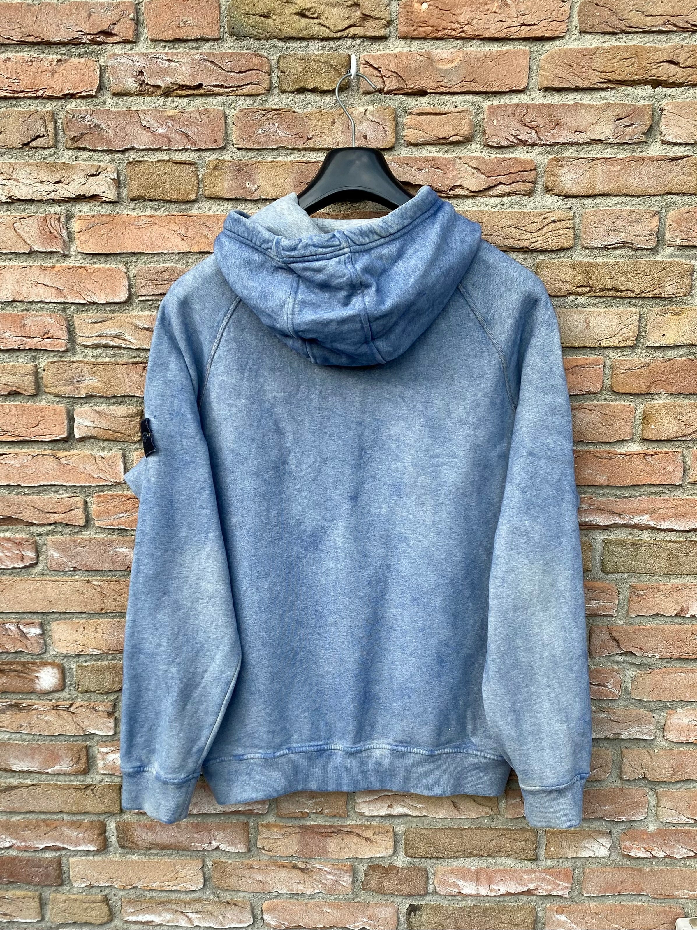 Stone Island Dust Hoodie - XL – ebding