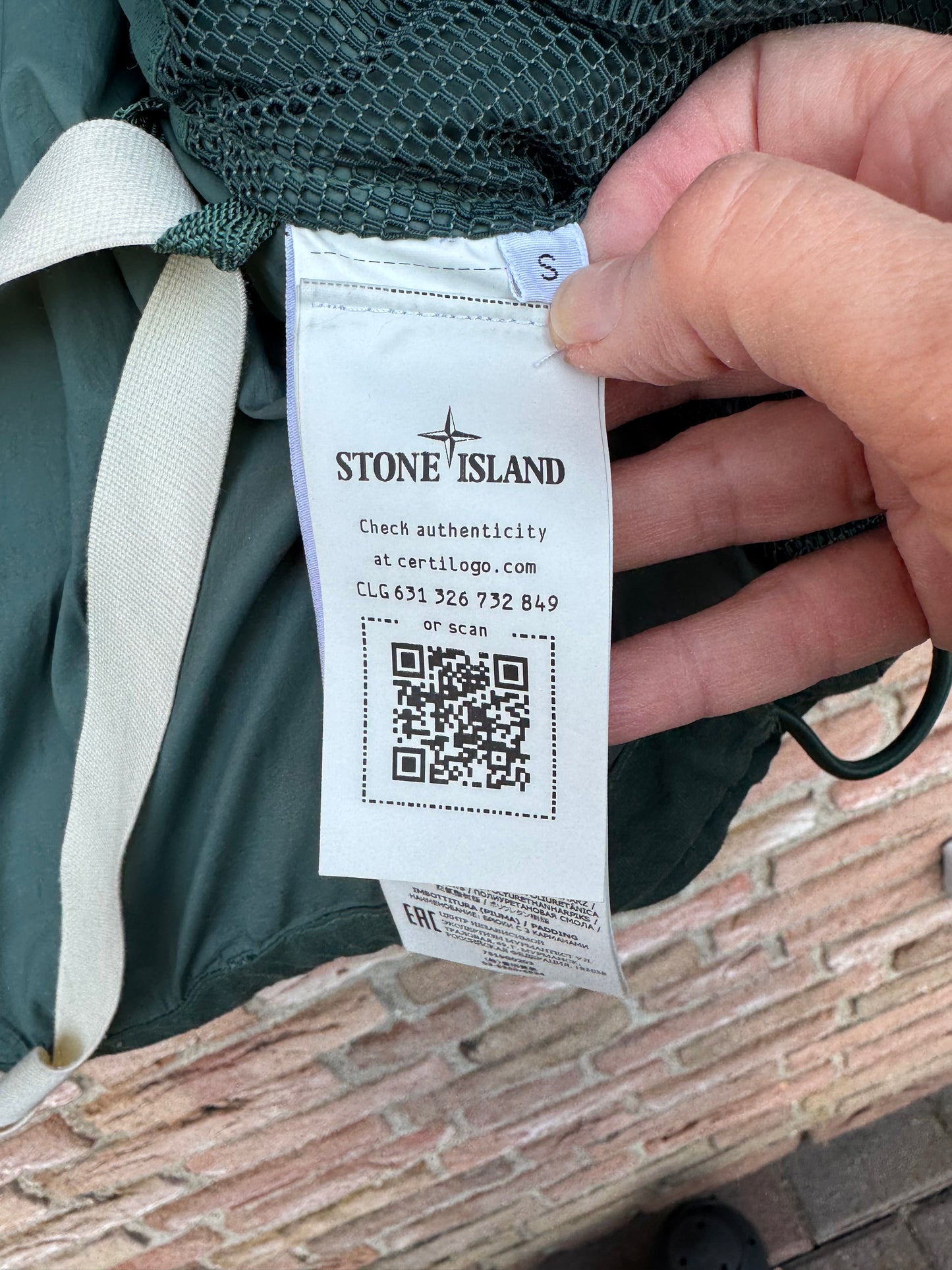 Stone Island Shadow Project Daunenweste - S