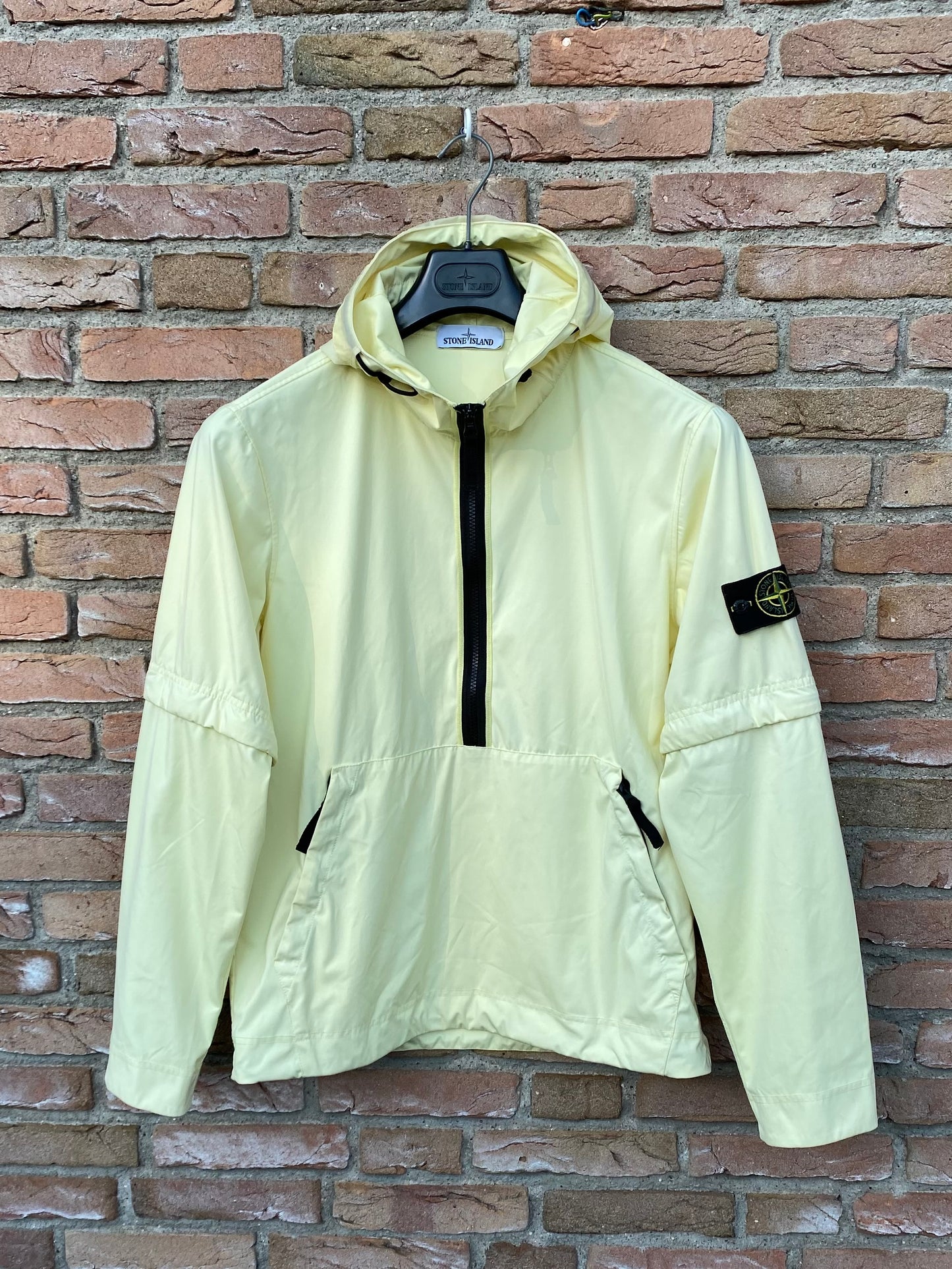 Stone Island Nylon Jersey Zip Jacke - L