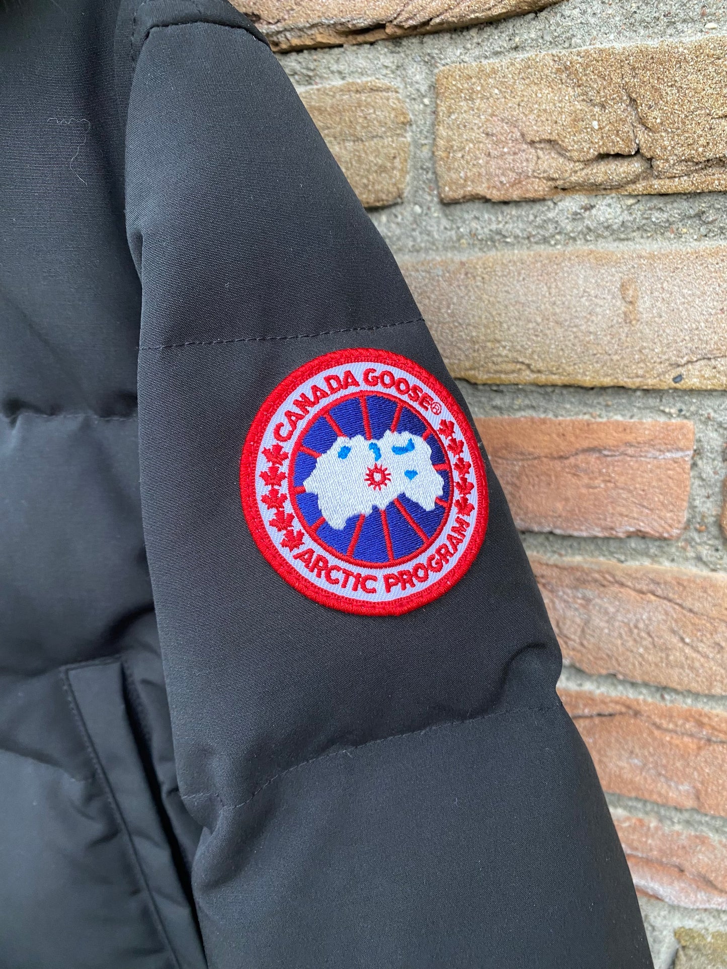 Canada Goose Wyndham Parka - M