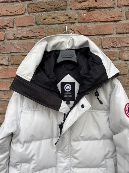 Canada Goose MacMillan Parka - M