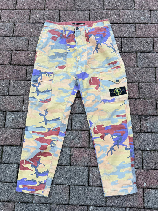 Stone Island Heritage Camo Cargos - W32