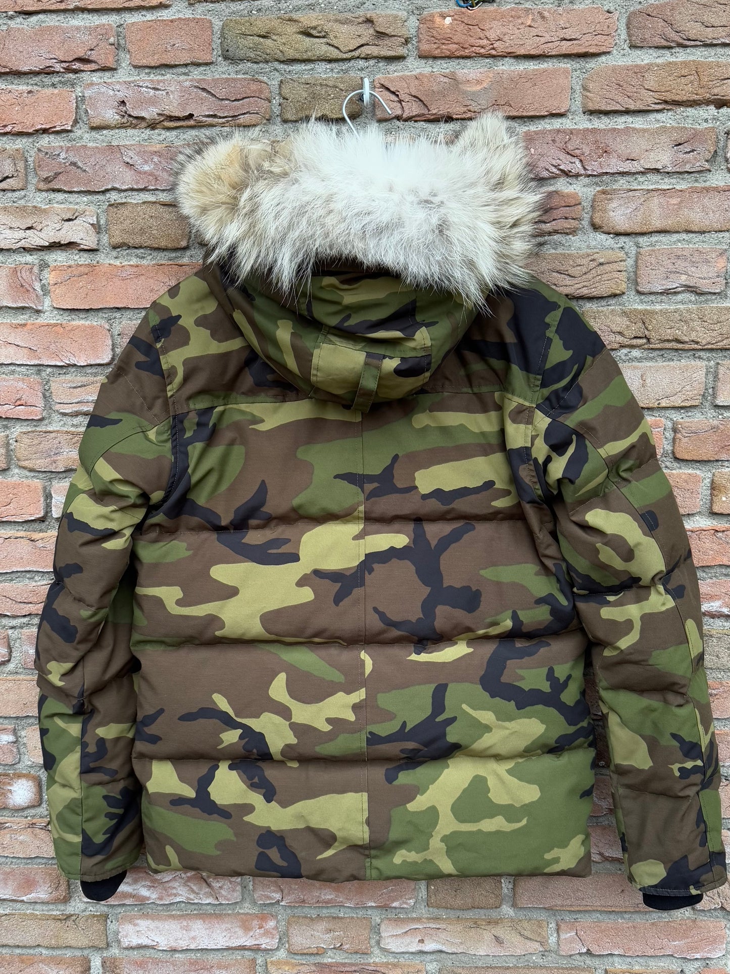 Canada Goose Wyndham Parka - M