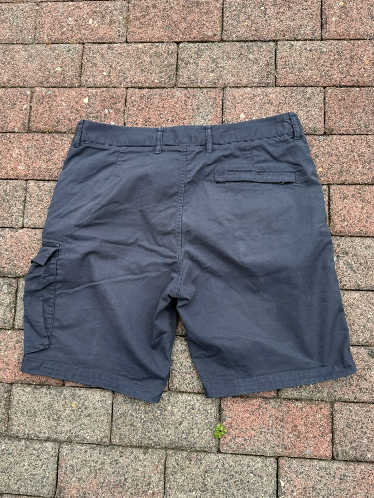 Stone Island Cargo Shorts - W33