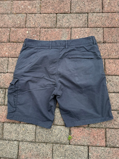 Stone Island Cargo Shorts - W33