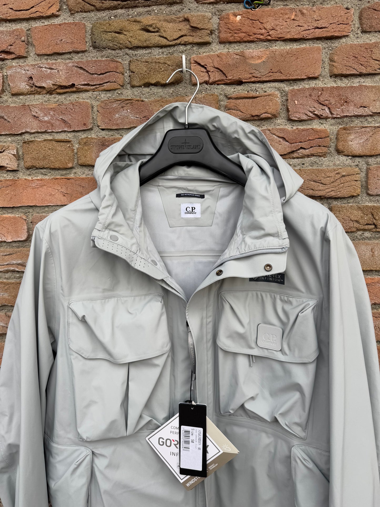 C.P. Company Metropolis Goretex Infinium Jacket - L