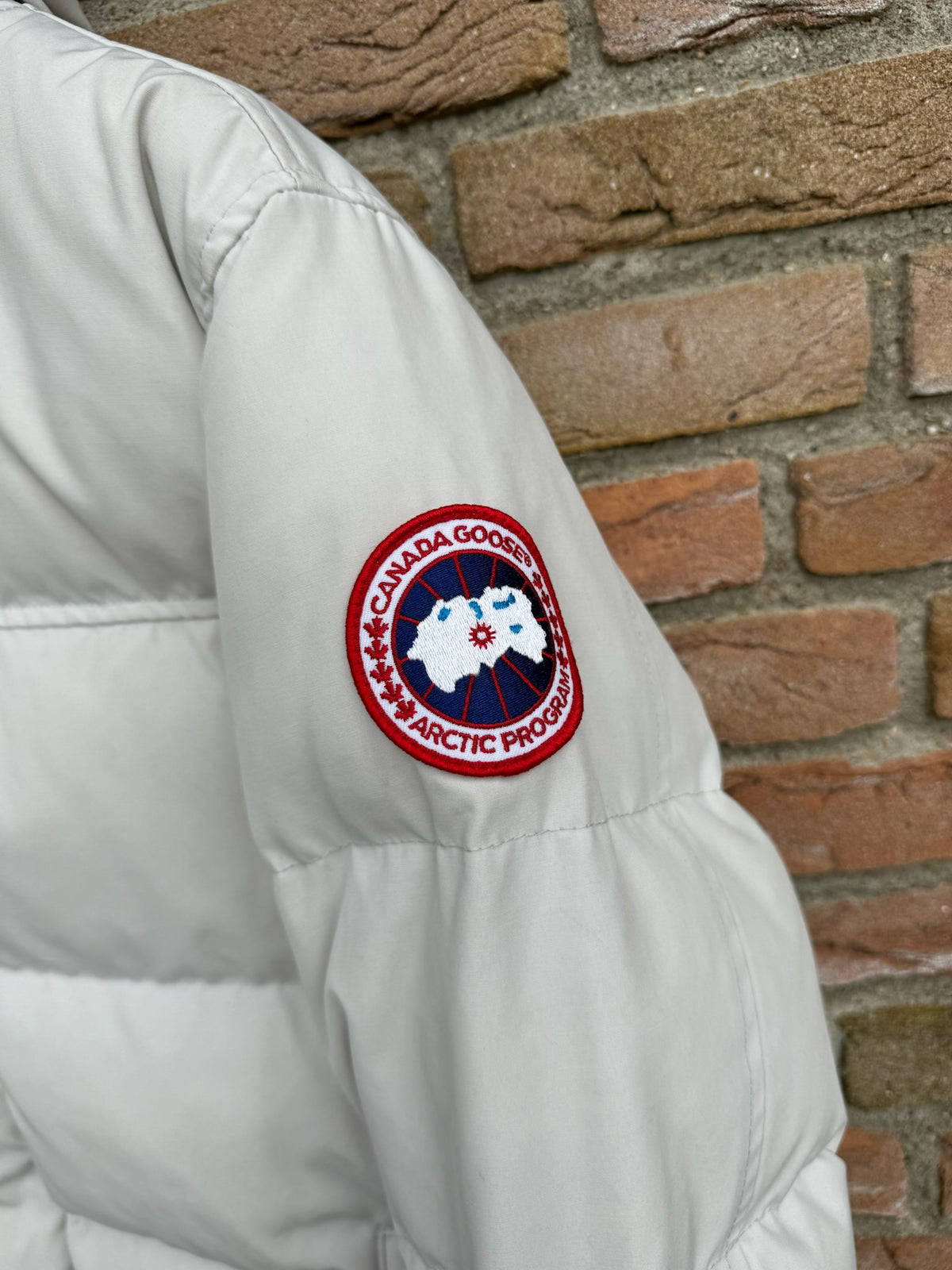Canada Goose MacMillan Parka - L