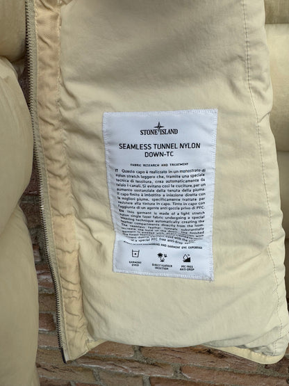 Stone Island Seamless Tunnel Nylon Down-TC Jacket - L