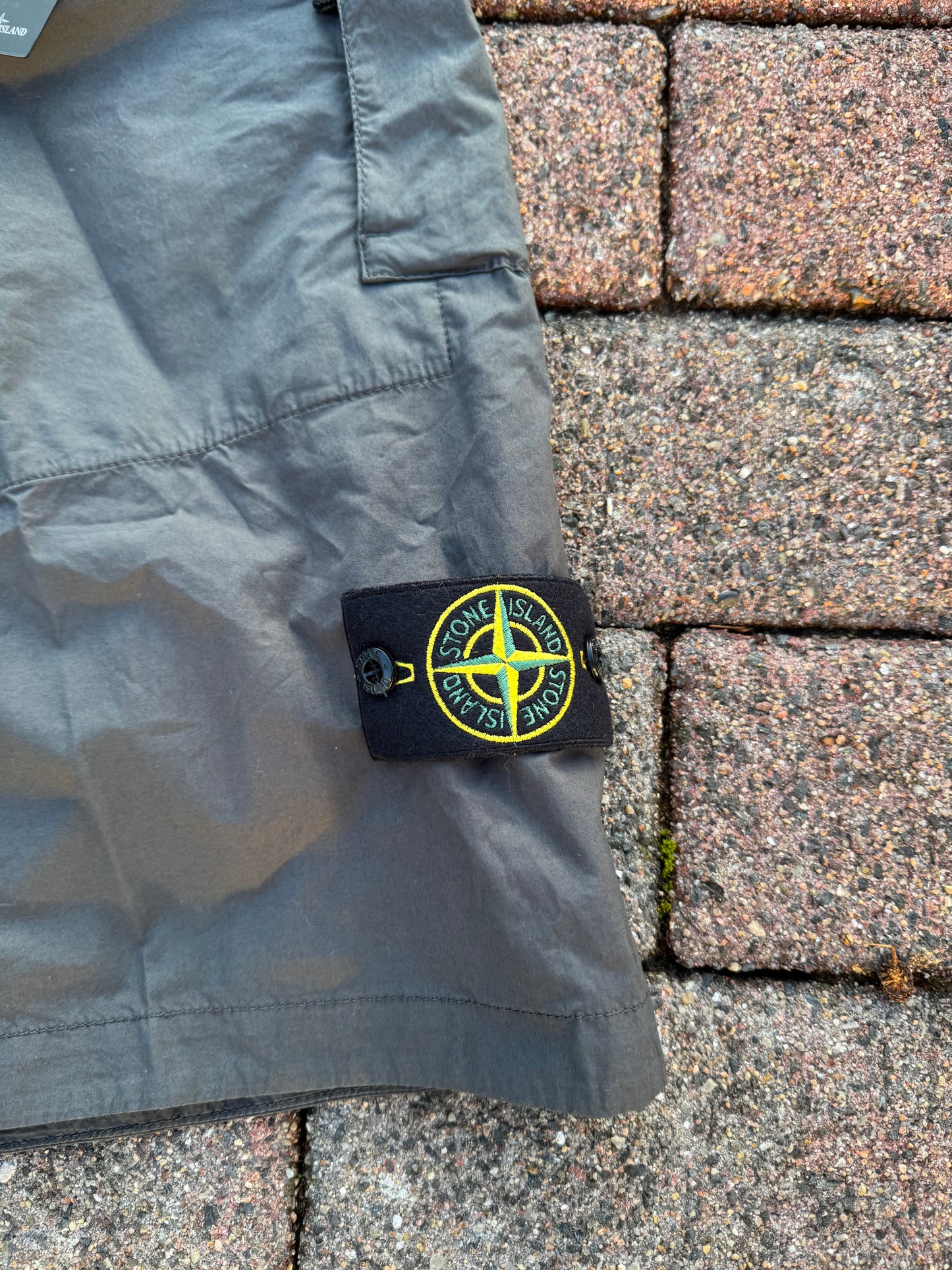 Stone Island Cargo Shorts - W32