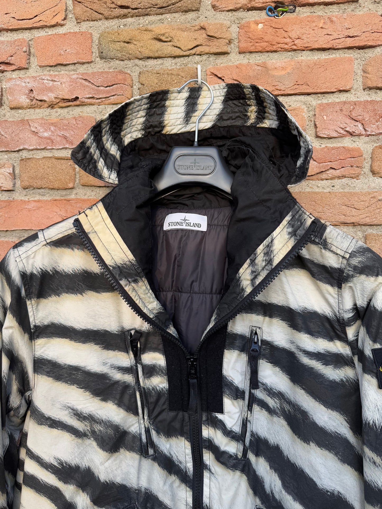 Stone Island White Tiger Camo 50 Fili Primaloft Jacket - L