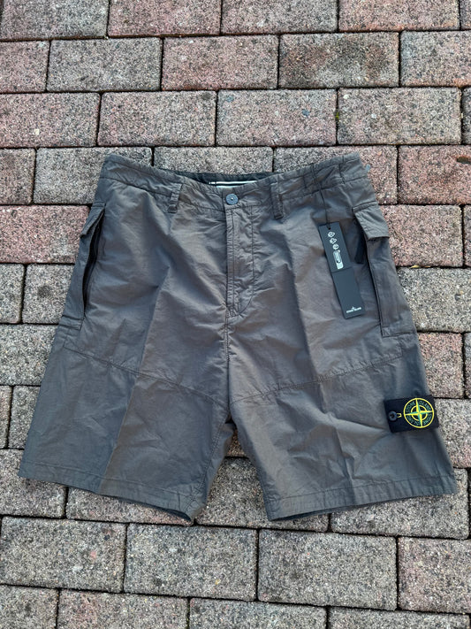 Stone Island Cargo Shorts - W32