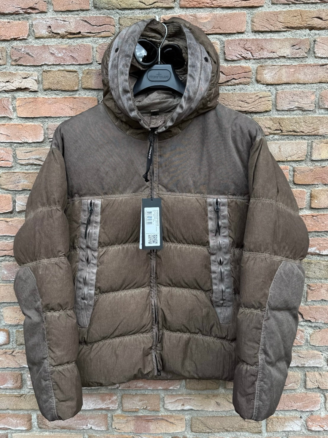 C.P. Company Eco-Chrome-R Down Jacket - L