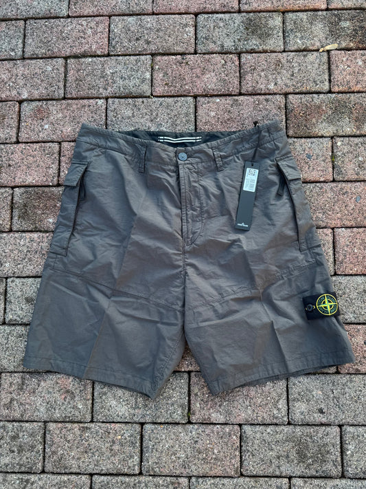 Stone Island Cargo Shorts - W34