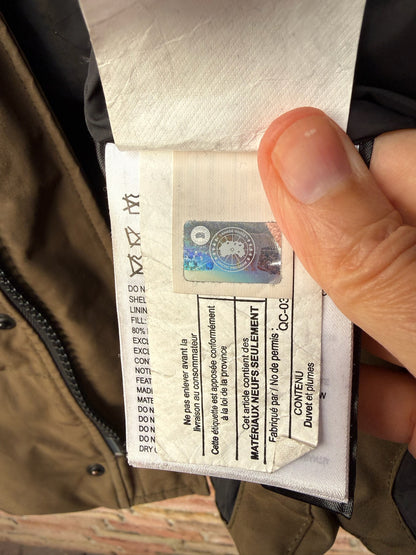 Canada Goose MacMillan Parka - M
