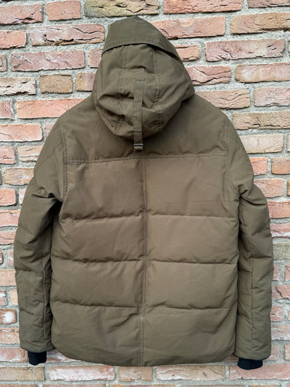 Canada Goose MacMillan Parka - M