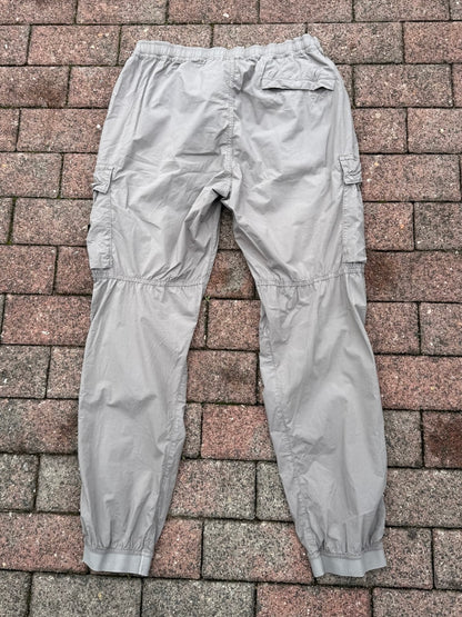 Stone Island Cargos - W36