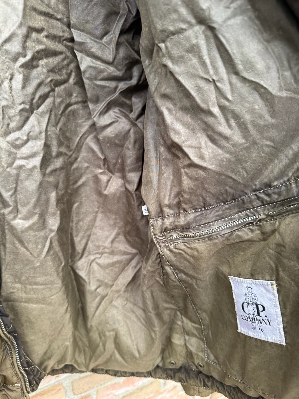 CP Company Frosted Goggle Down Jacket - M