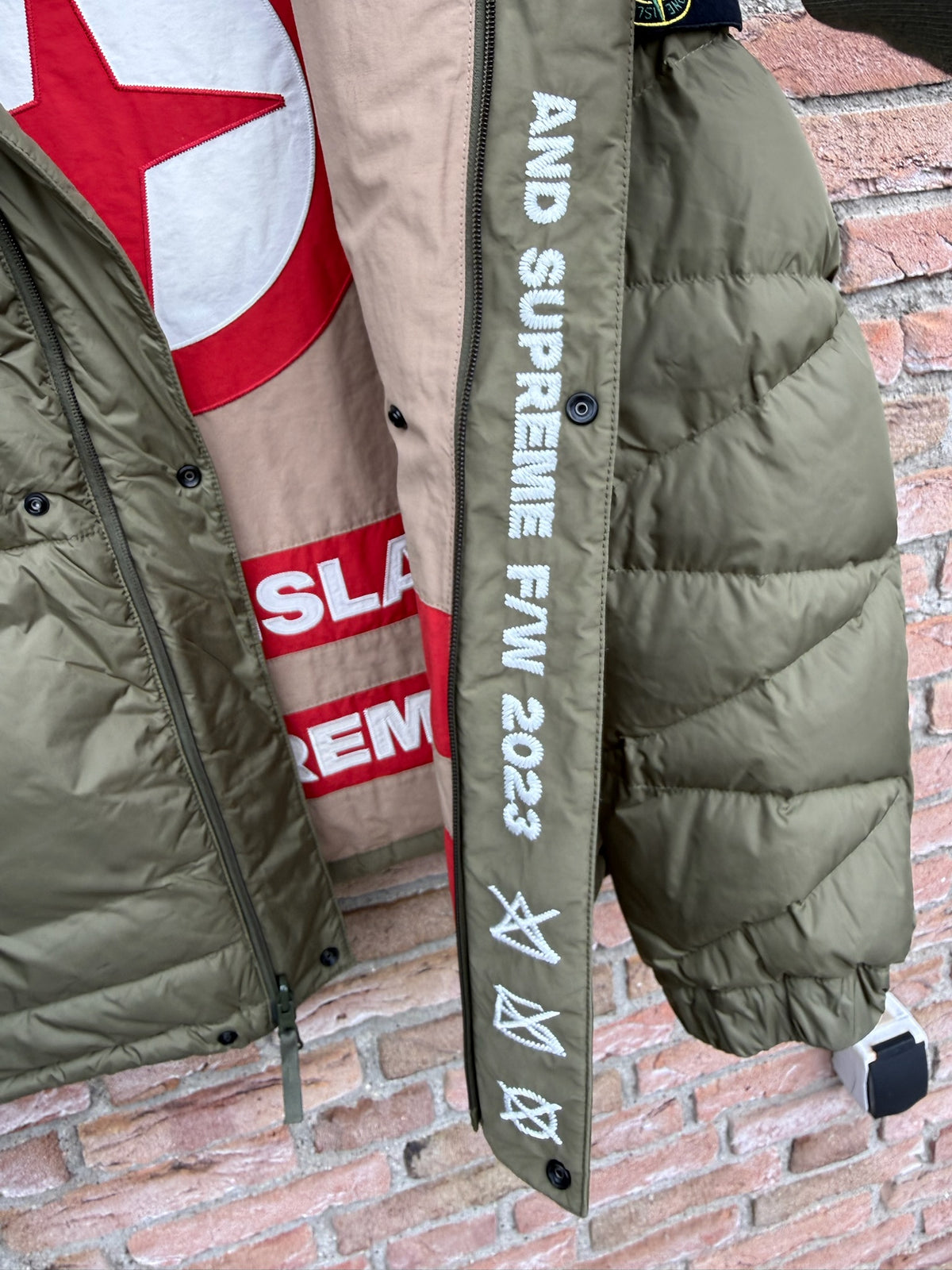 Stone Island x Supreme Reversible Down Jacket - M