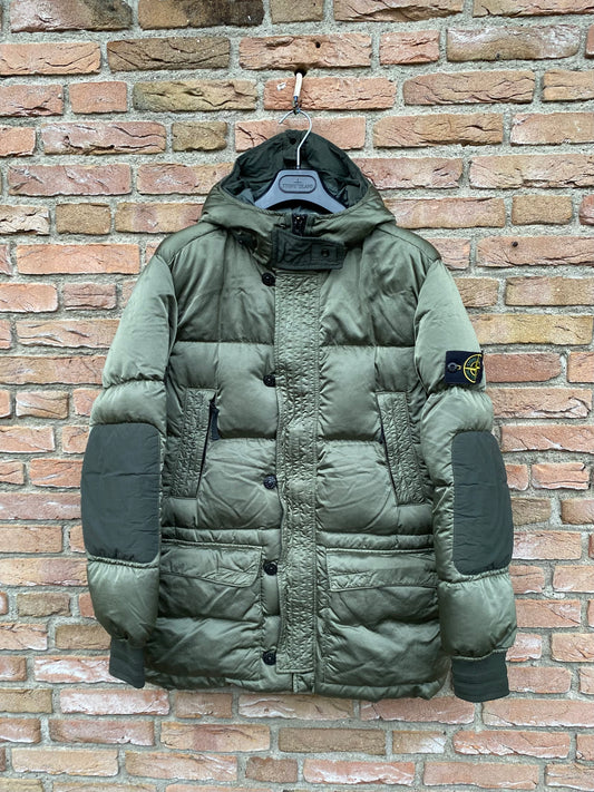 Stone Island Nylon Raso Daunenjacke - M