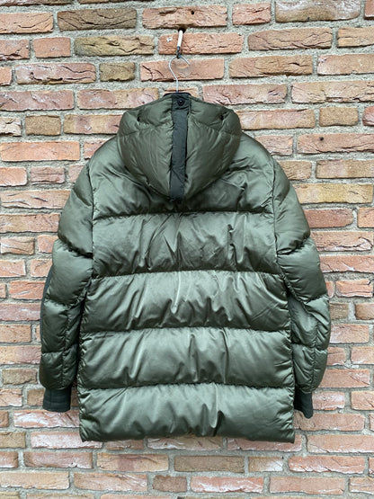 Stone Island Nylon Raso Daunenjacke - M