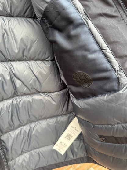 Stone Island O-Ventile Ghost Daunenjacke - M