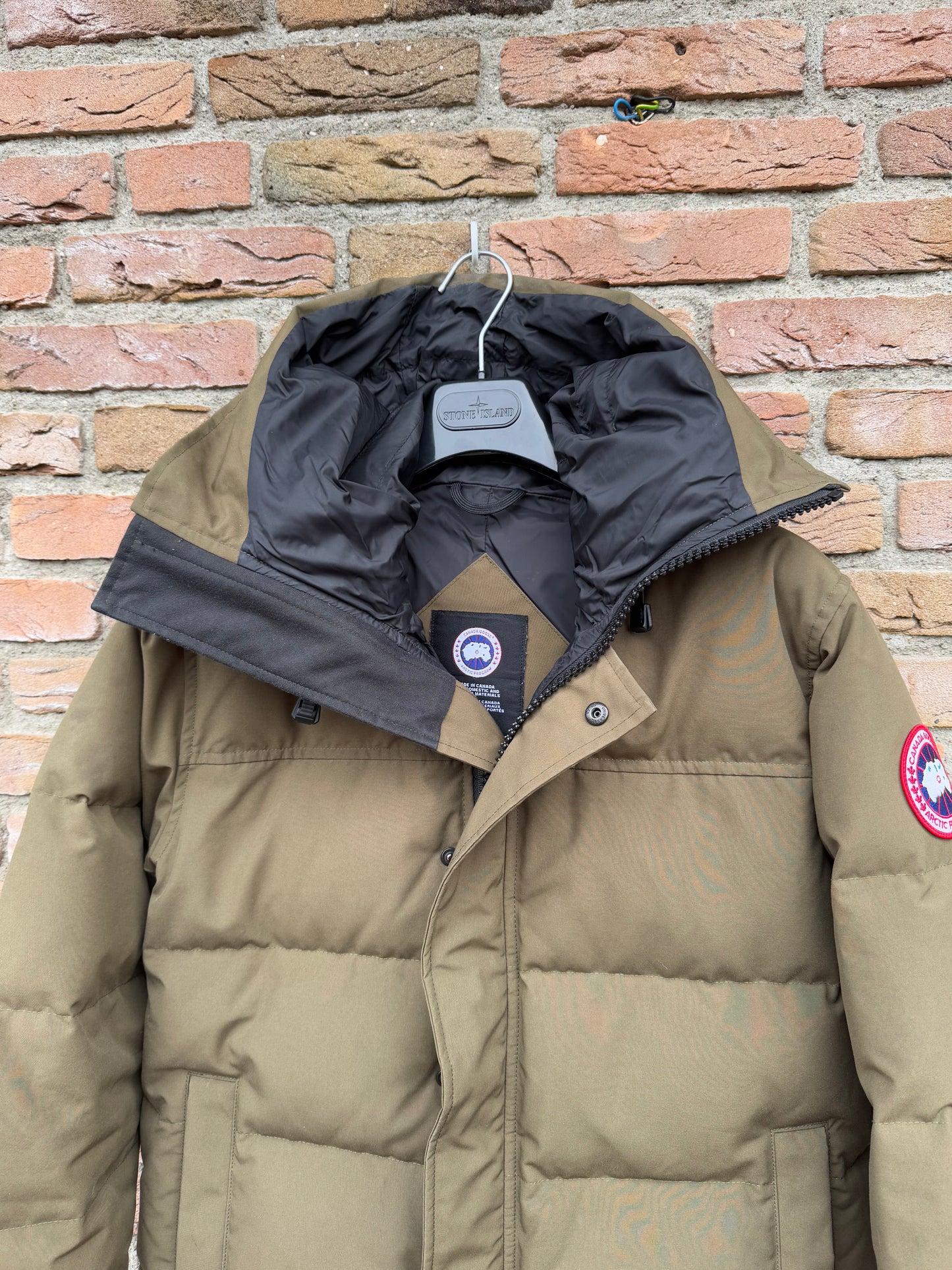 Canada Goose MacMillan Parka - M