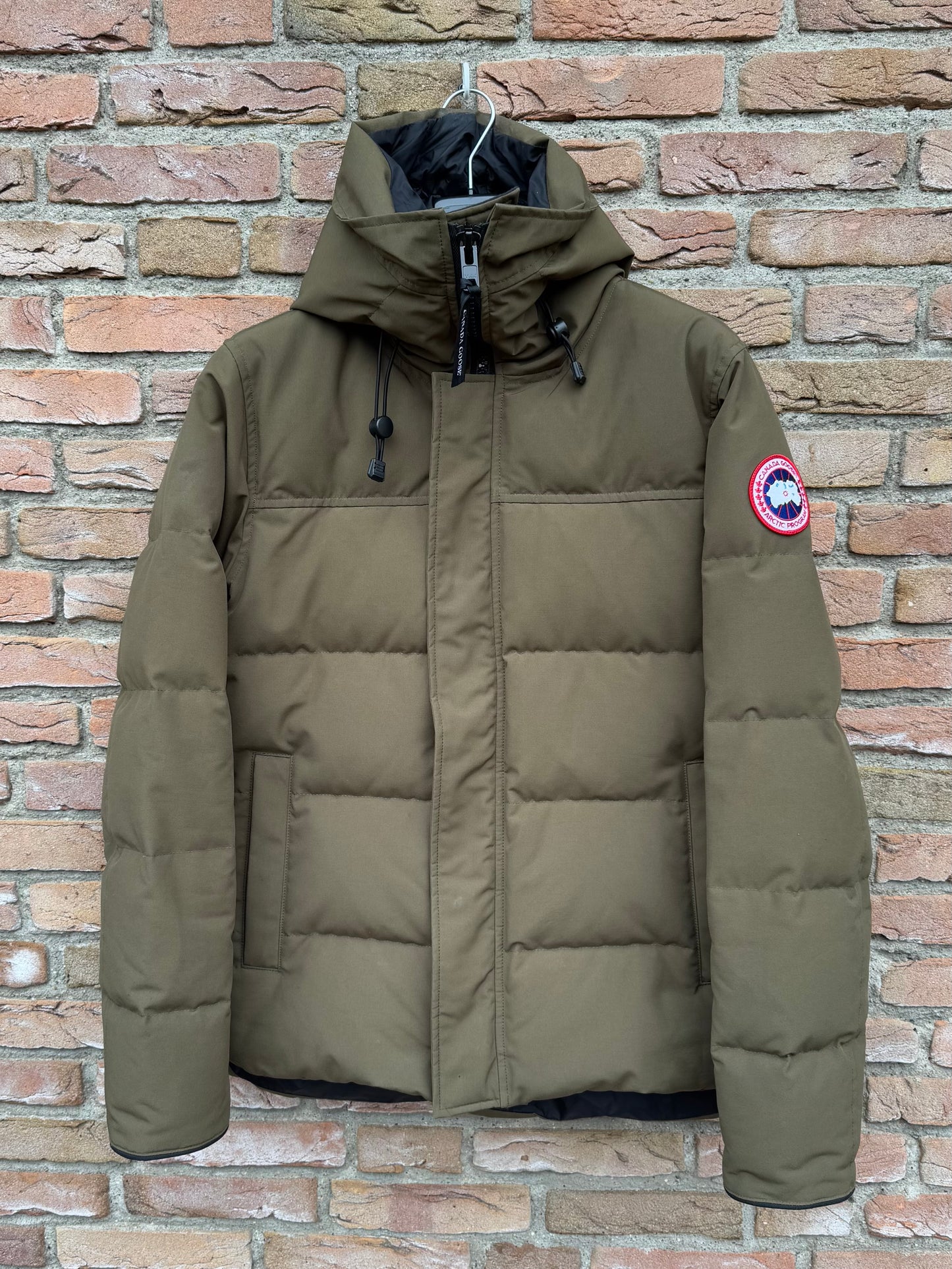 Canada Goose MacMillan Parka - M