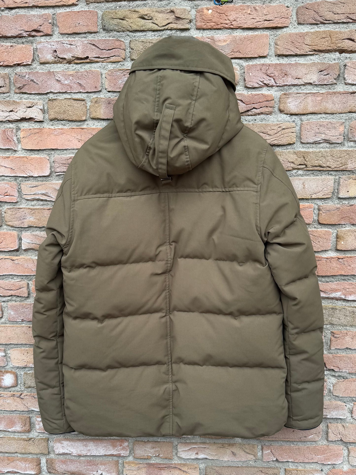 Canada Goose MacMillan Parka - M