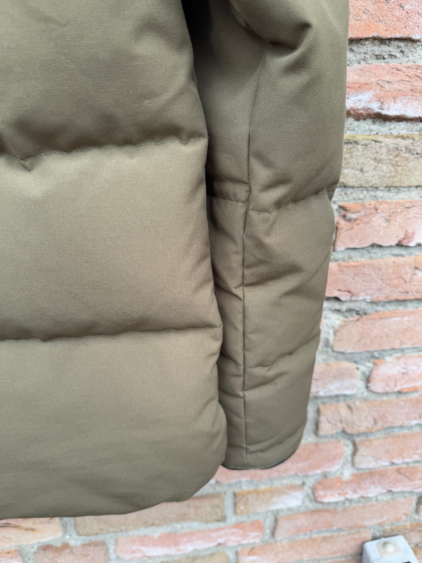 Canada Goose MacMillan Parka - M