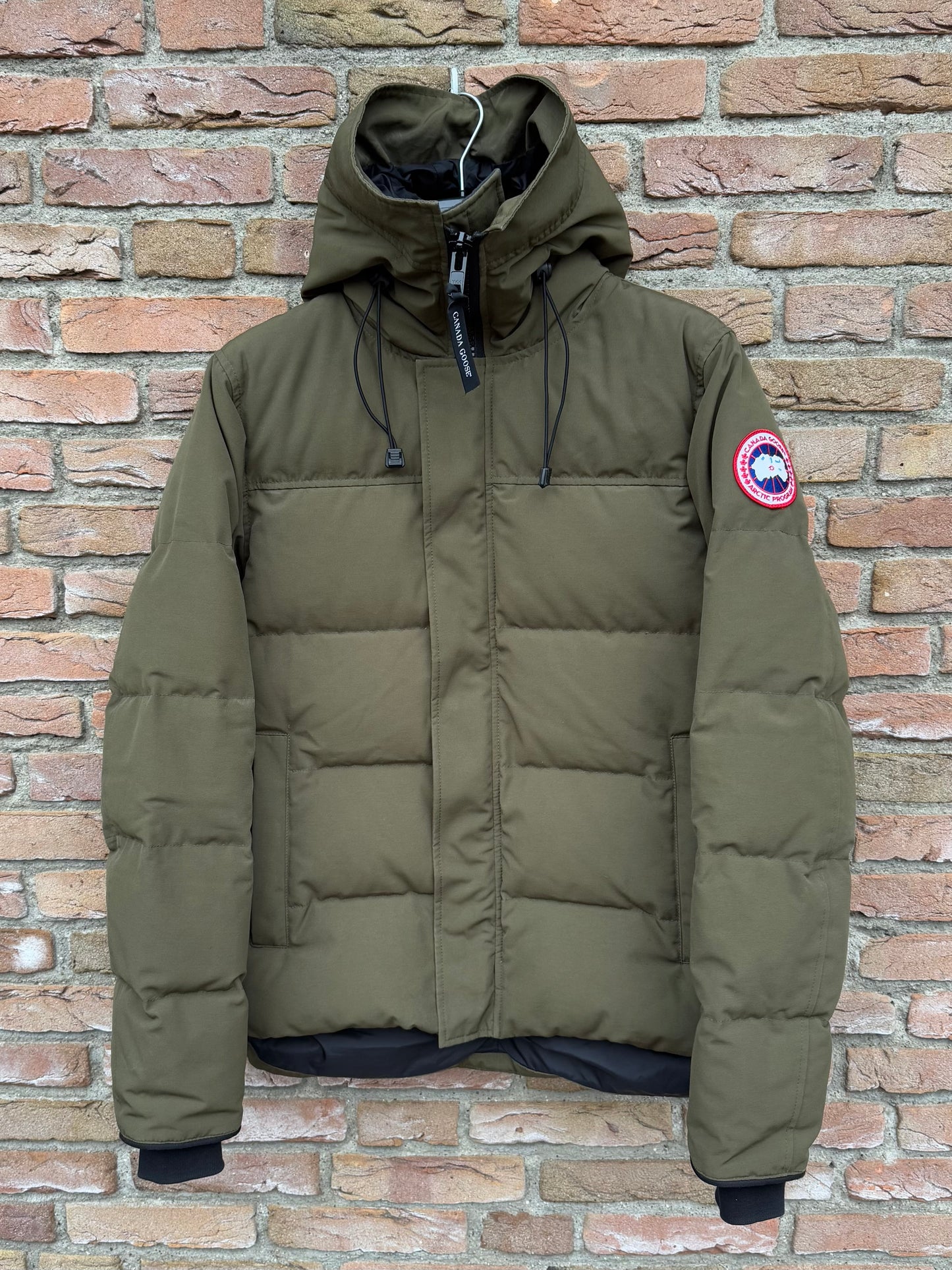 Canada Goose MacMillan Parka - M