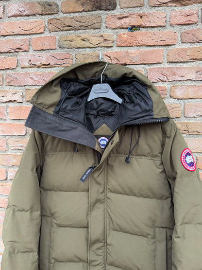 Canada Goose MacMillan Parka - M