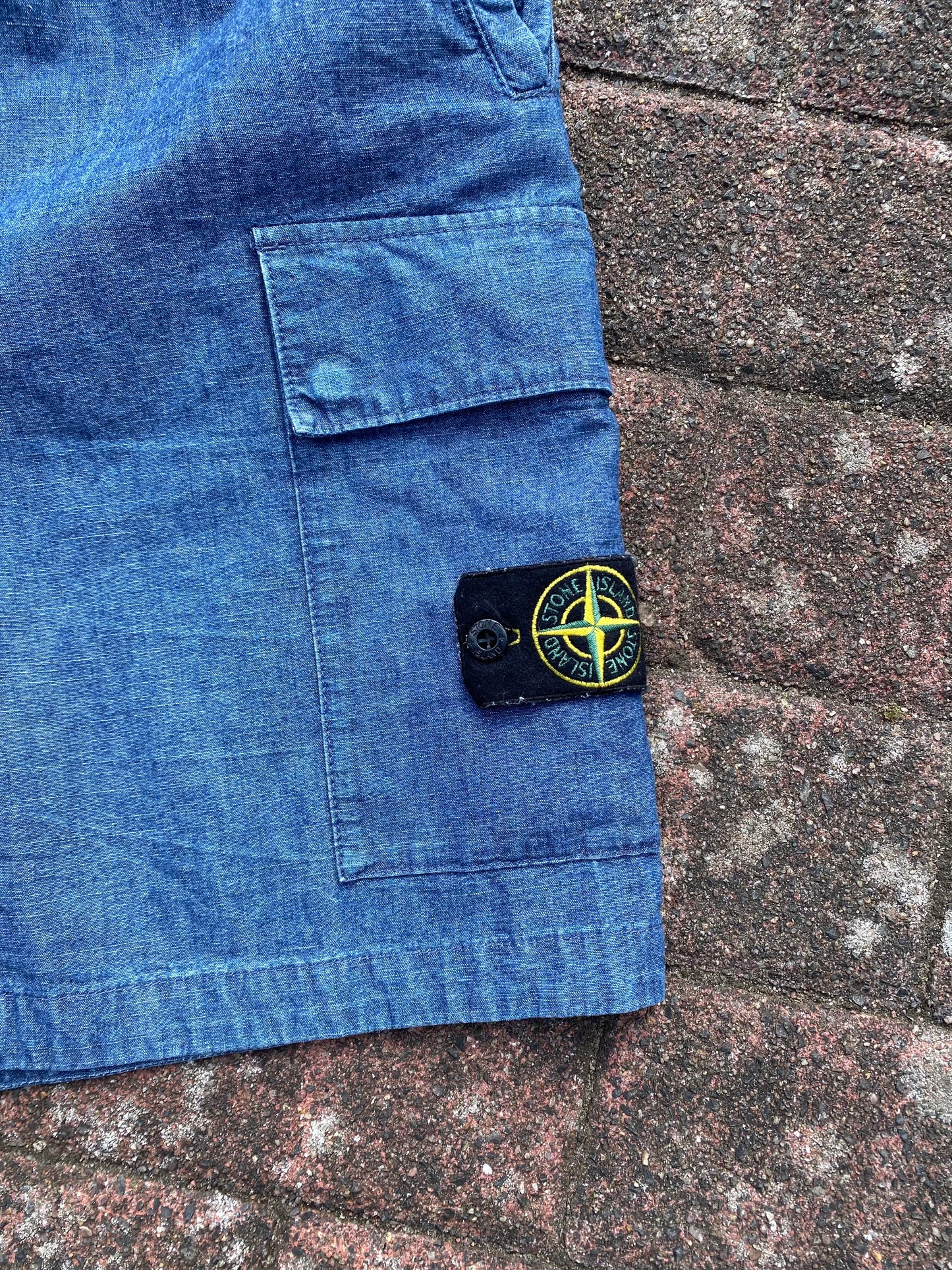 Stone Island Shorts - W32