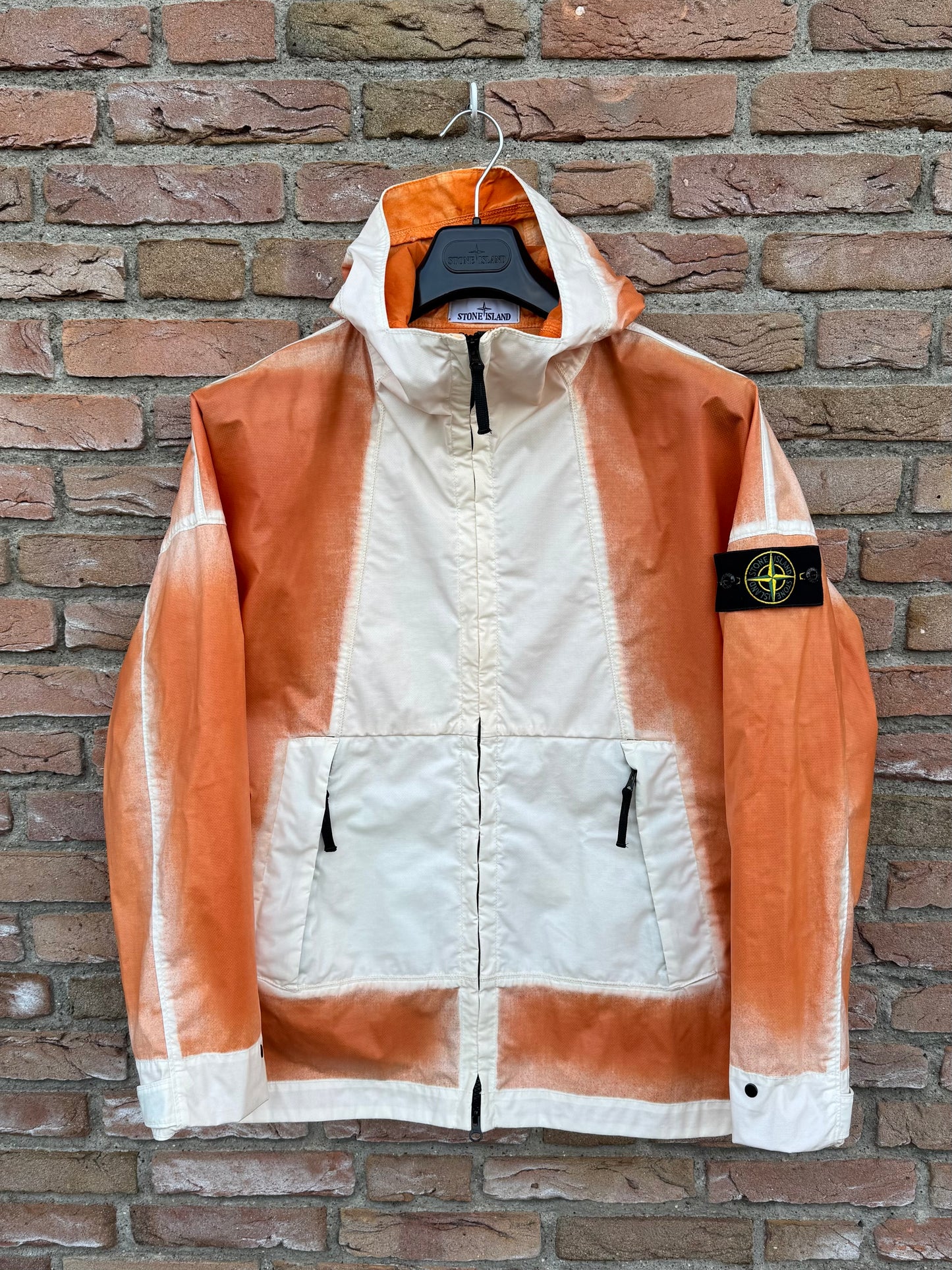 Stone Island Hand Sprayed Jacke - S