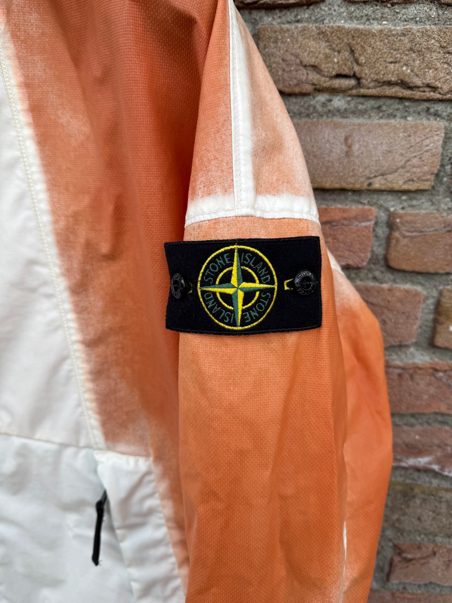 Stone Island Hand Sprayed Jacke - S