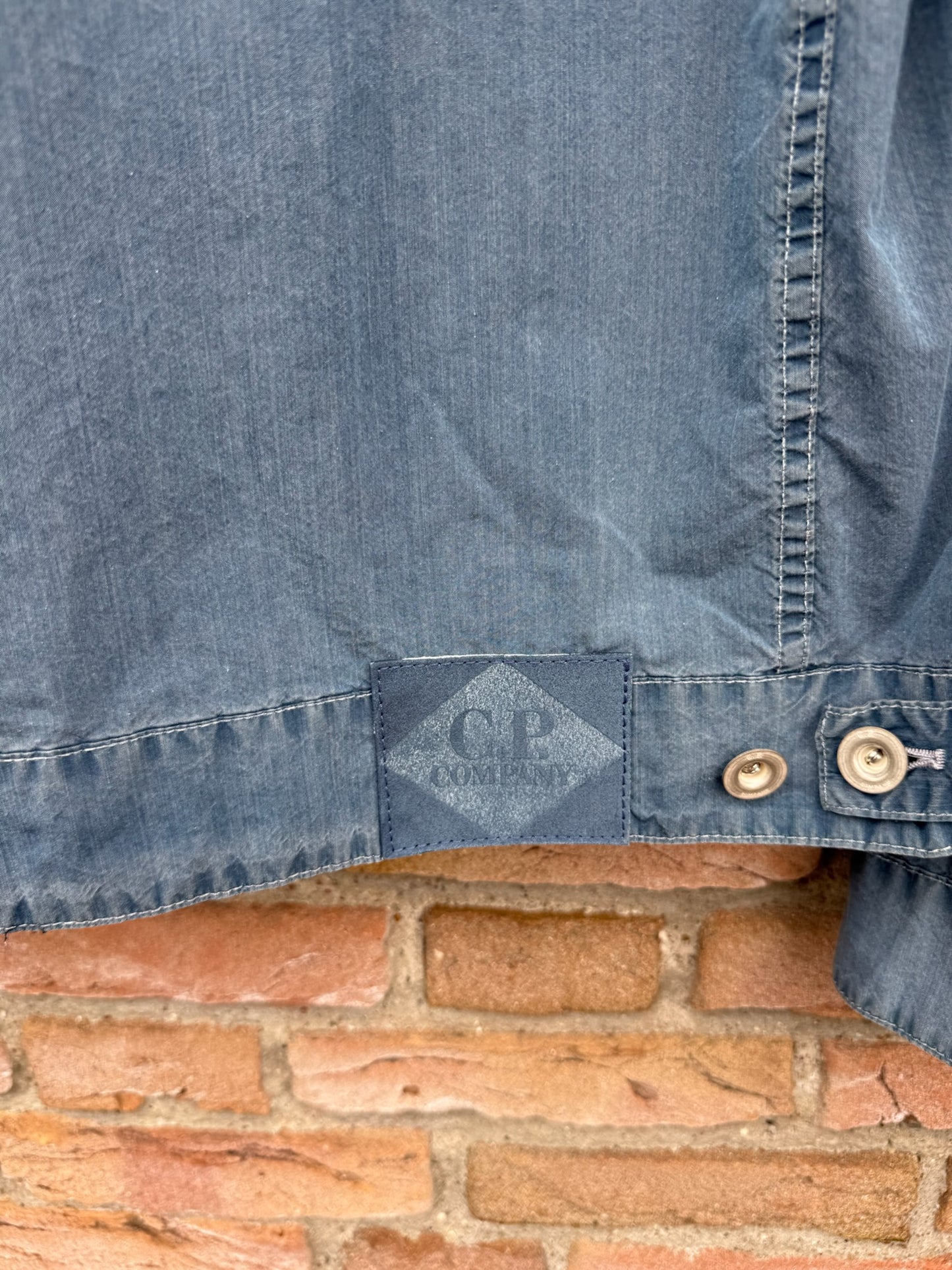 C.P. Company 50 Fili Indigo Bleached Goggle Jacket - XXL