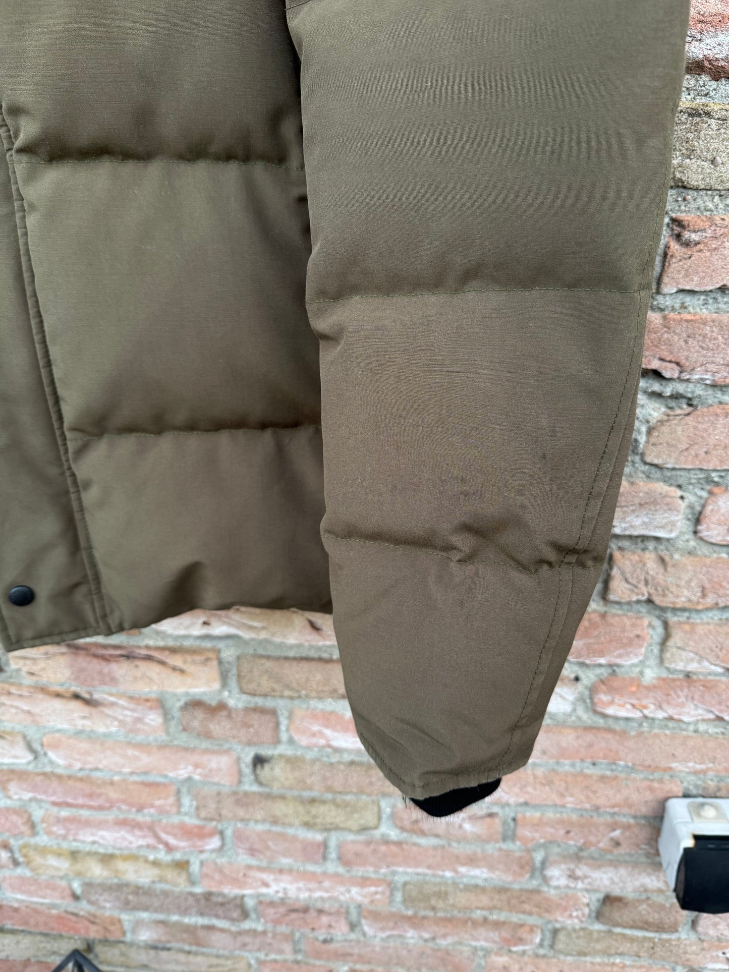 Canada Goose Wyndham Parka - L