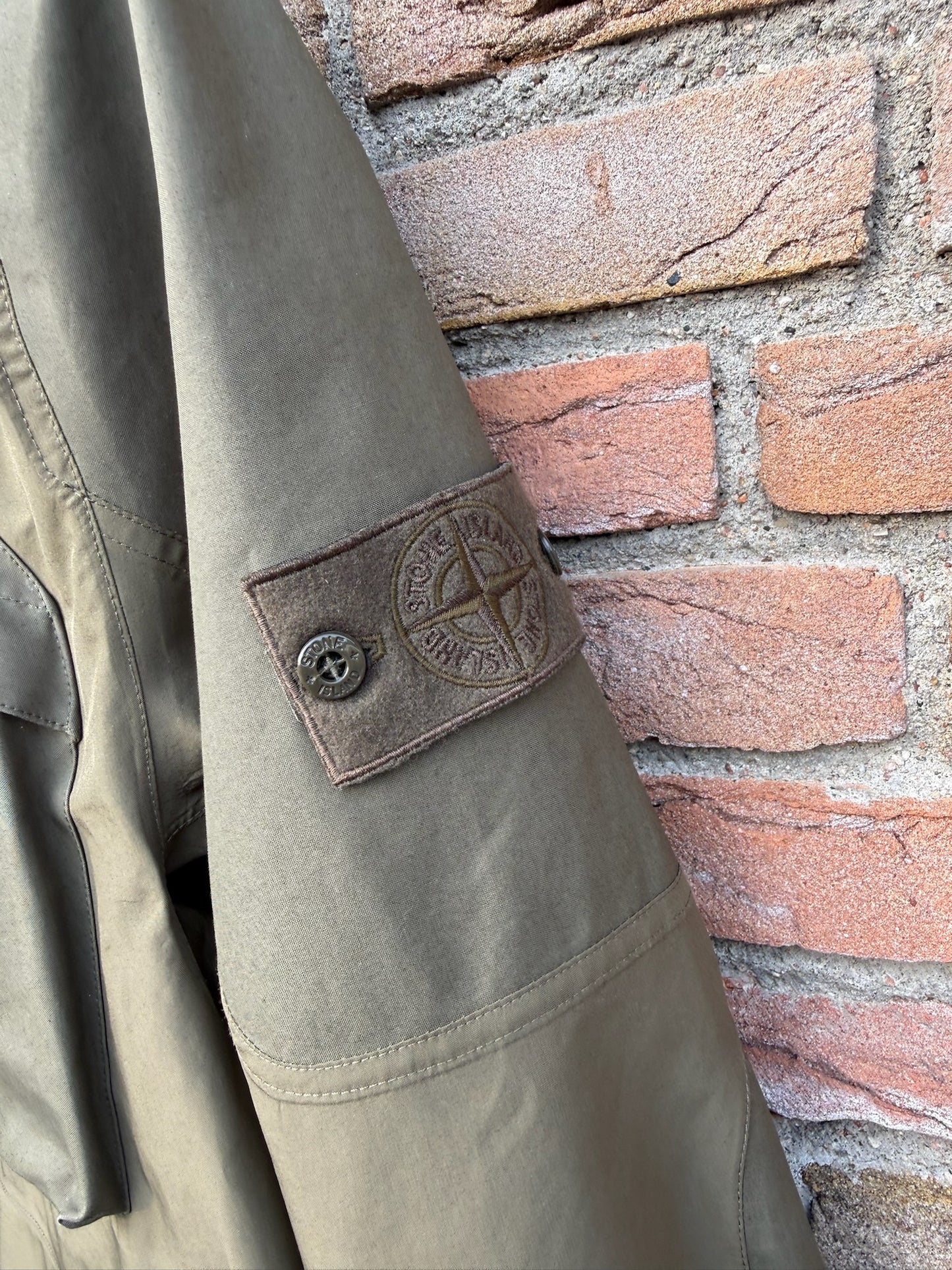 Stone Island Tank Shield Ghost Jacket - L