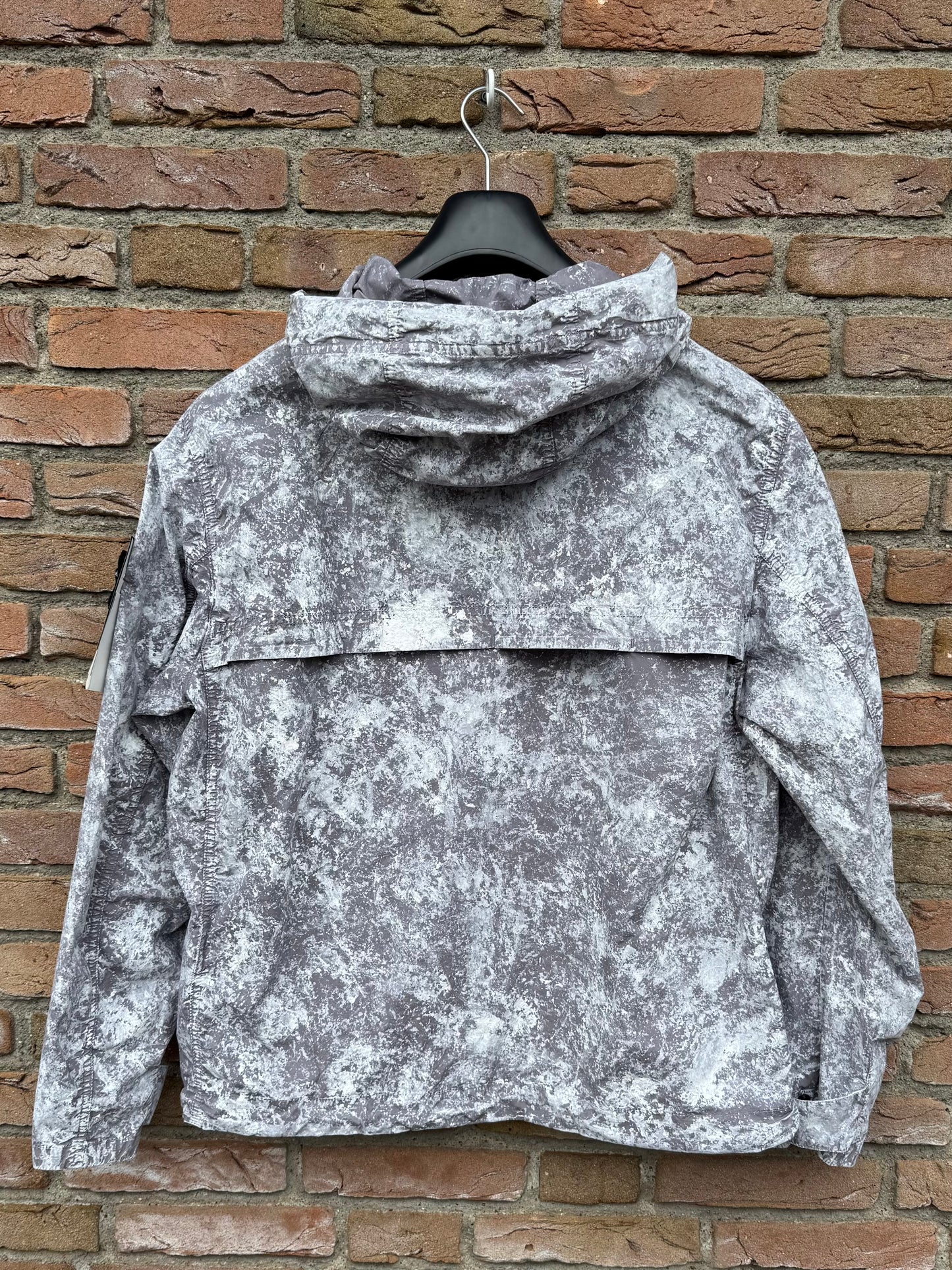 Stone Island White Pigment on Tela Paracadute Stretch-TC Jacket - M