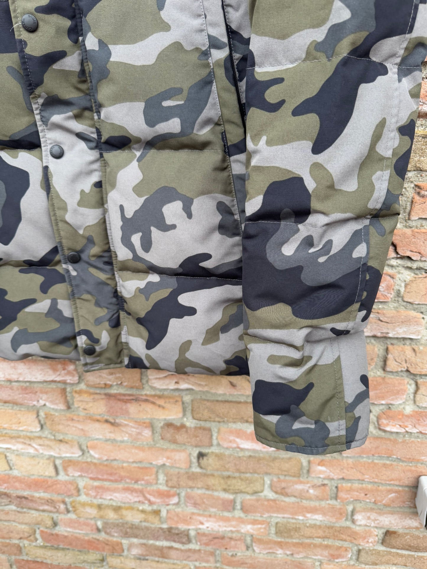 Canada Goose Wyndham Parka - M
