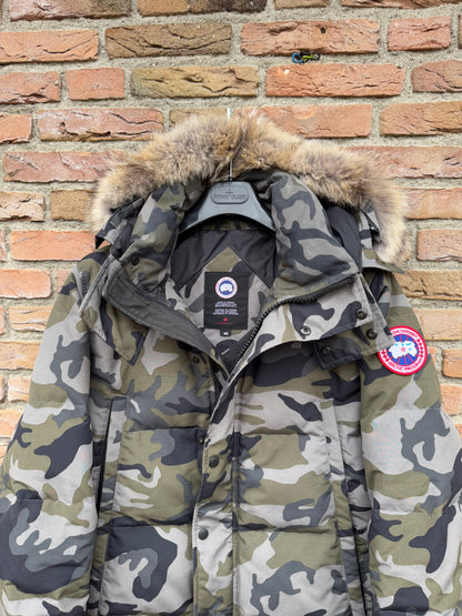 Canada Goose Wyndham Parka - M