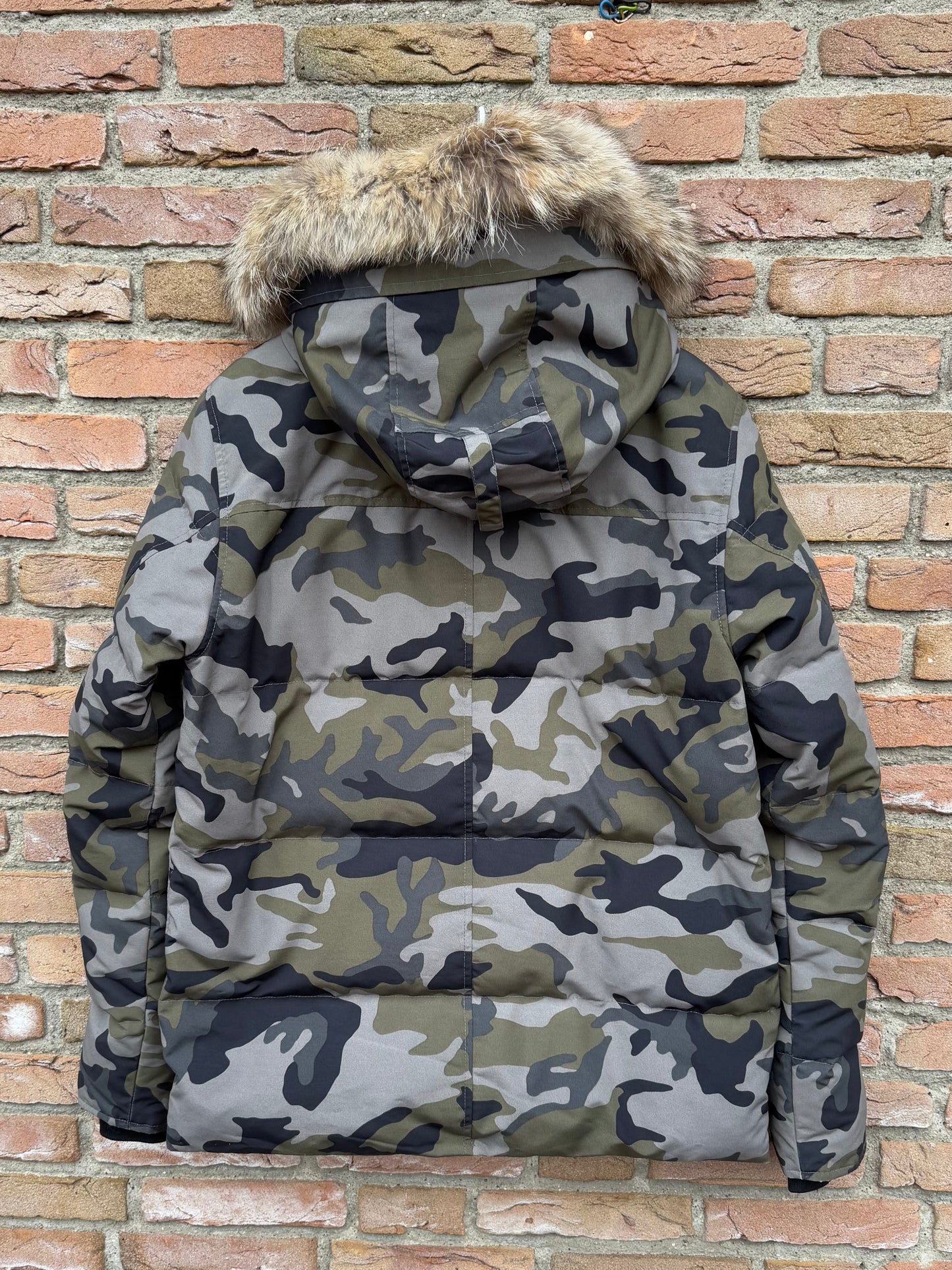 Canada Goose Wyndham Parka - M