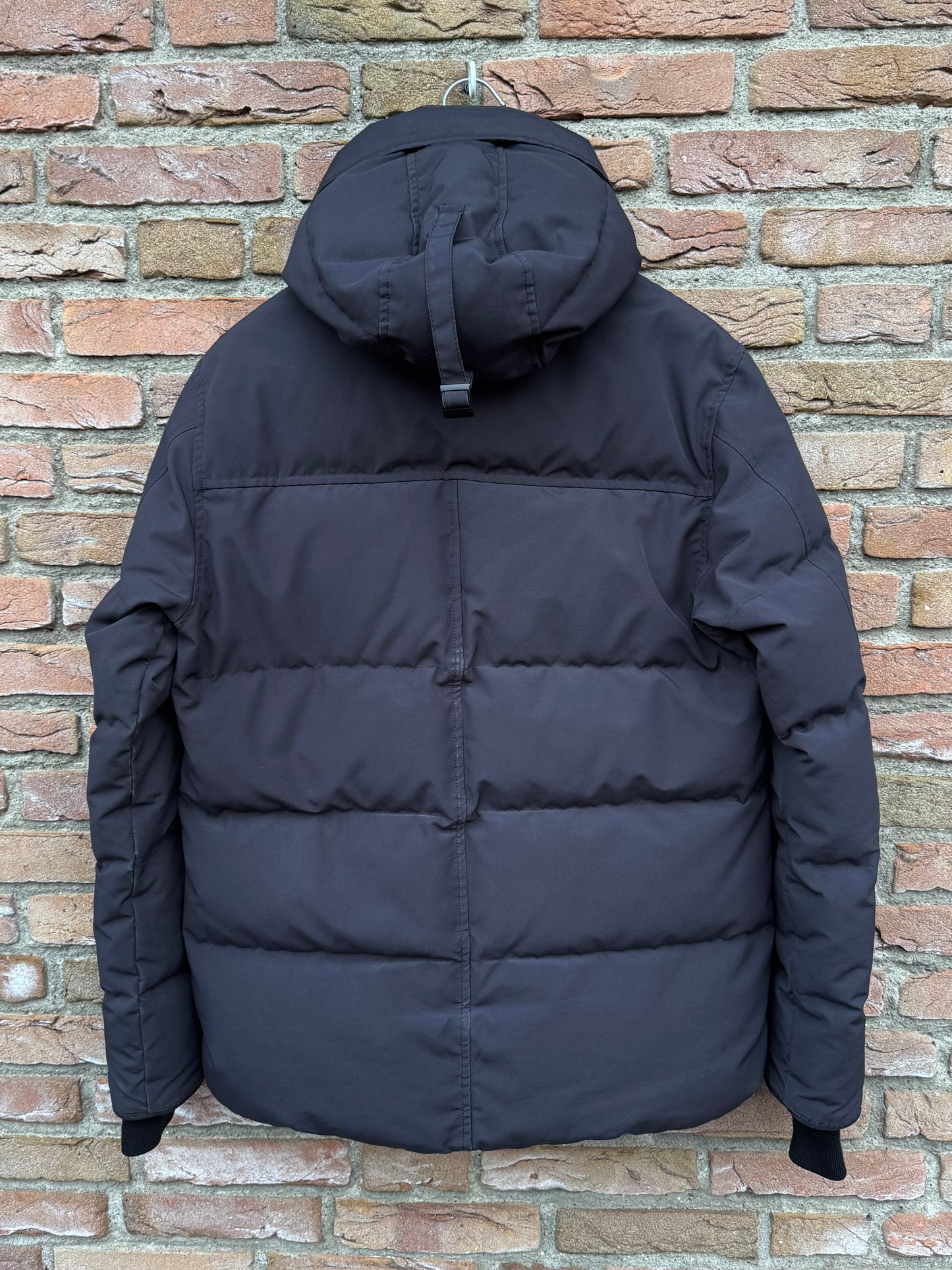 Canada Goose MacMillan Parka - M