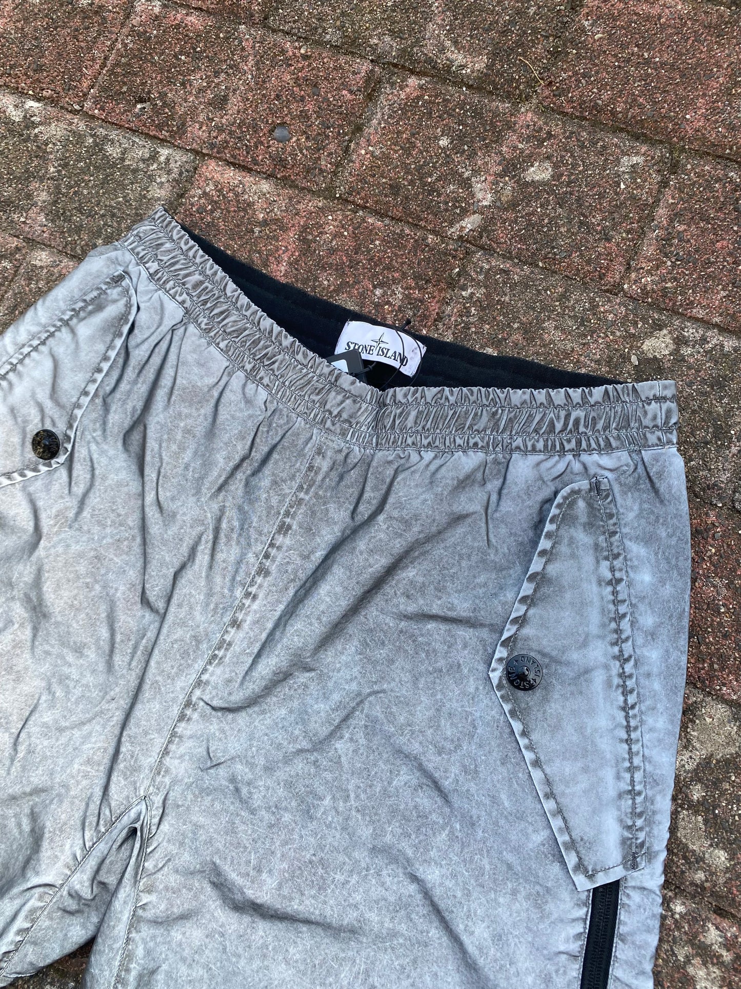 Stone Island Dust Reflective Shorts - W32