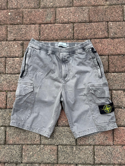 Stone Island Cargo Shorts - W30