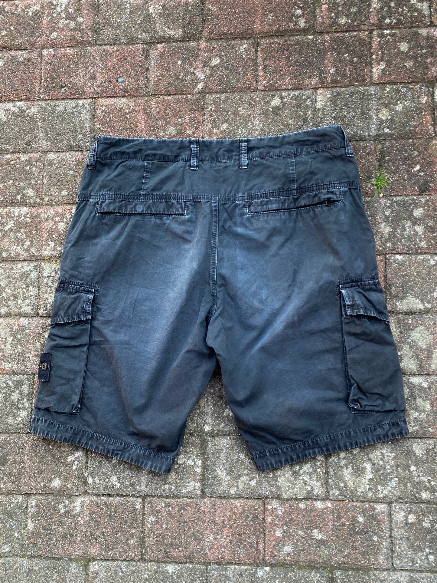 Stone Island Cargo Shorts - W34