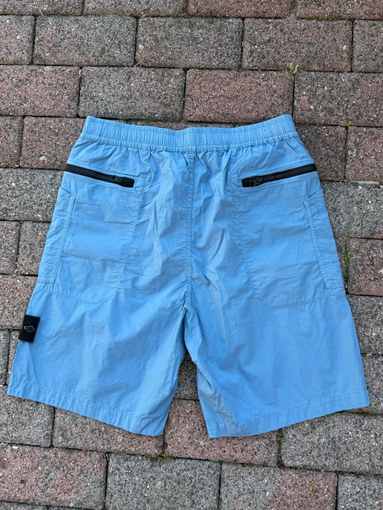 Stone Island Cargo Shorts - W32