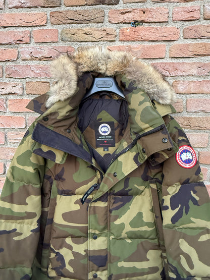 Canada Goose Wyndham Parka - L