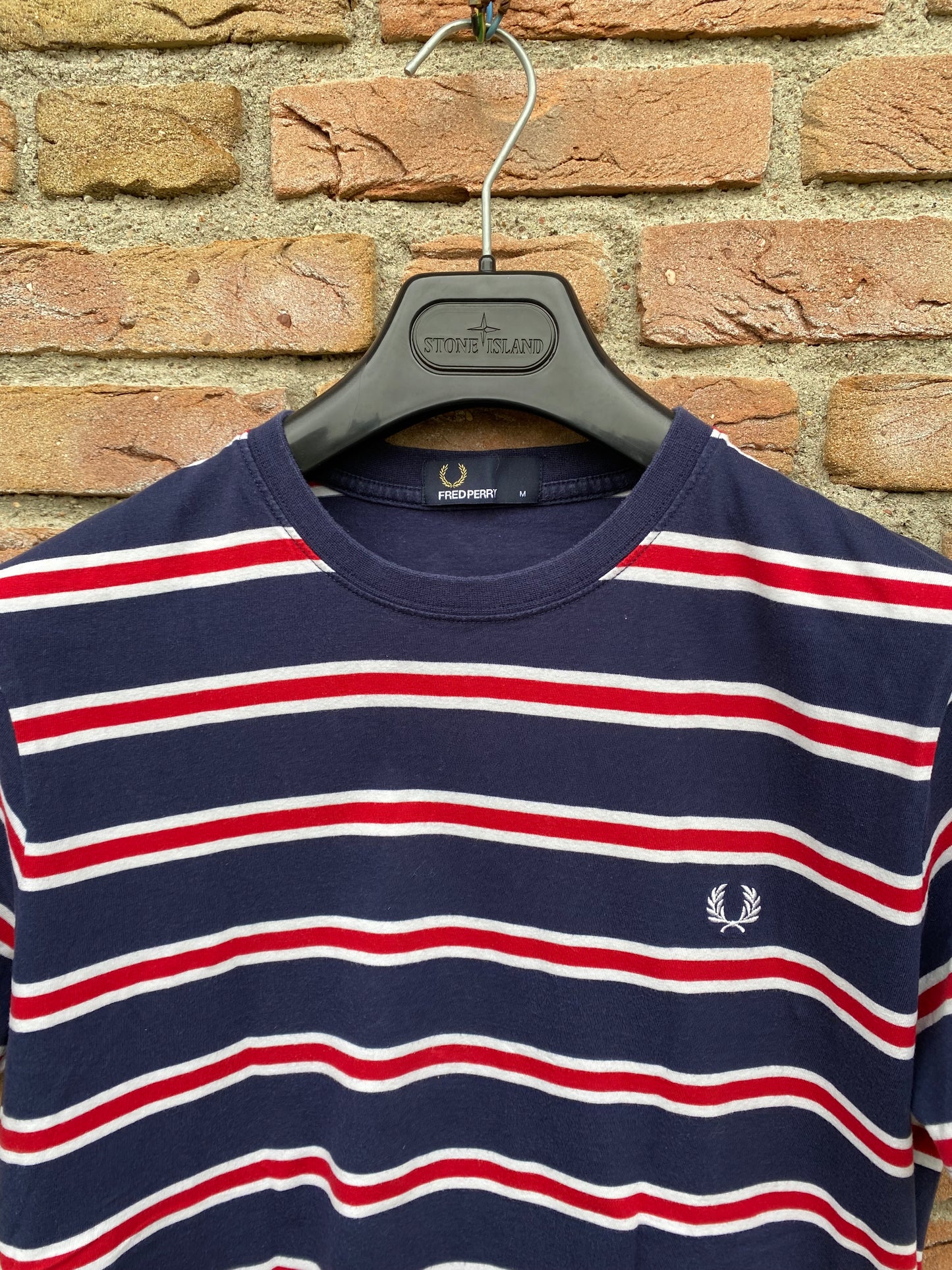 Fred Perry T-Shirt - M