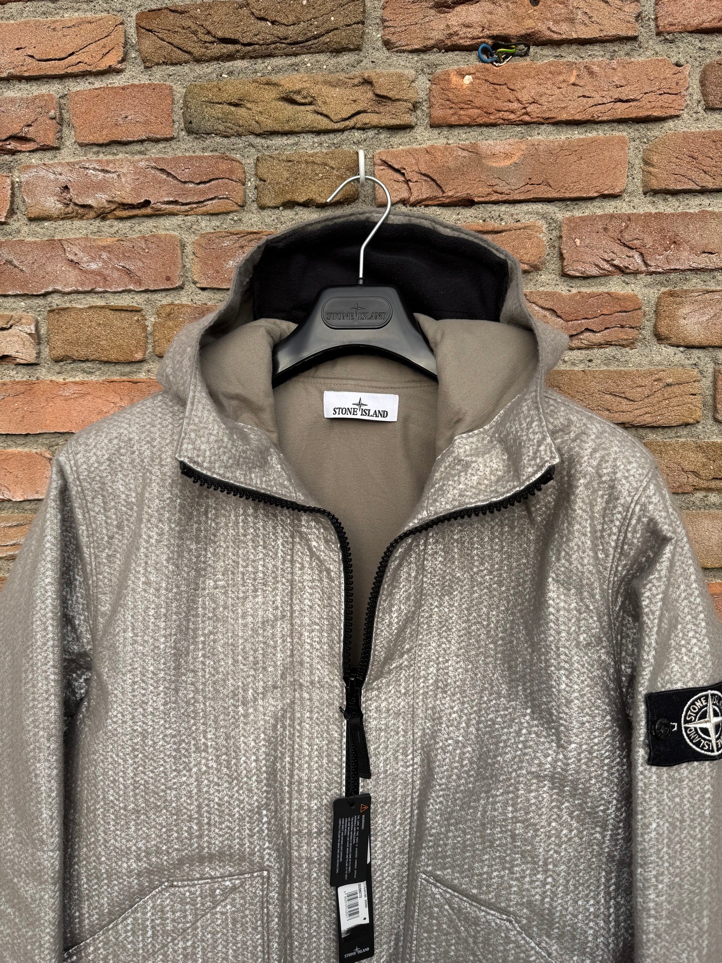 Stone Island Needle Punched Reflective Jacke - M